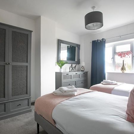 Ludlow Drive 3 Bed Contractor Family Town House In Melton Mowbray Eksteriør billede